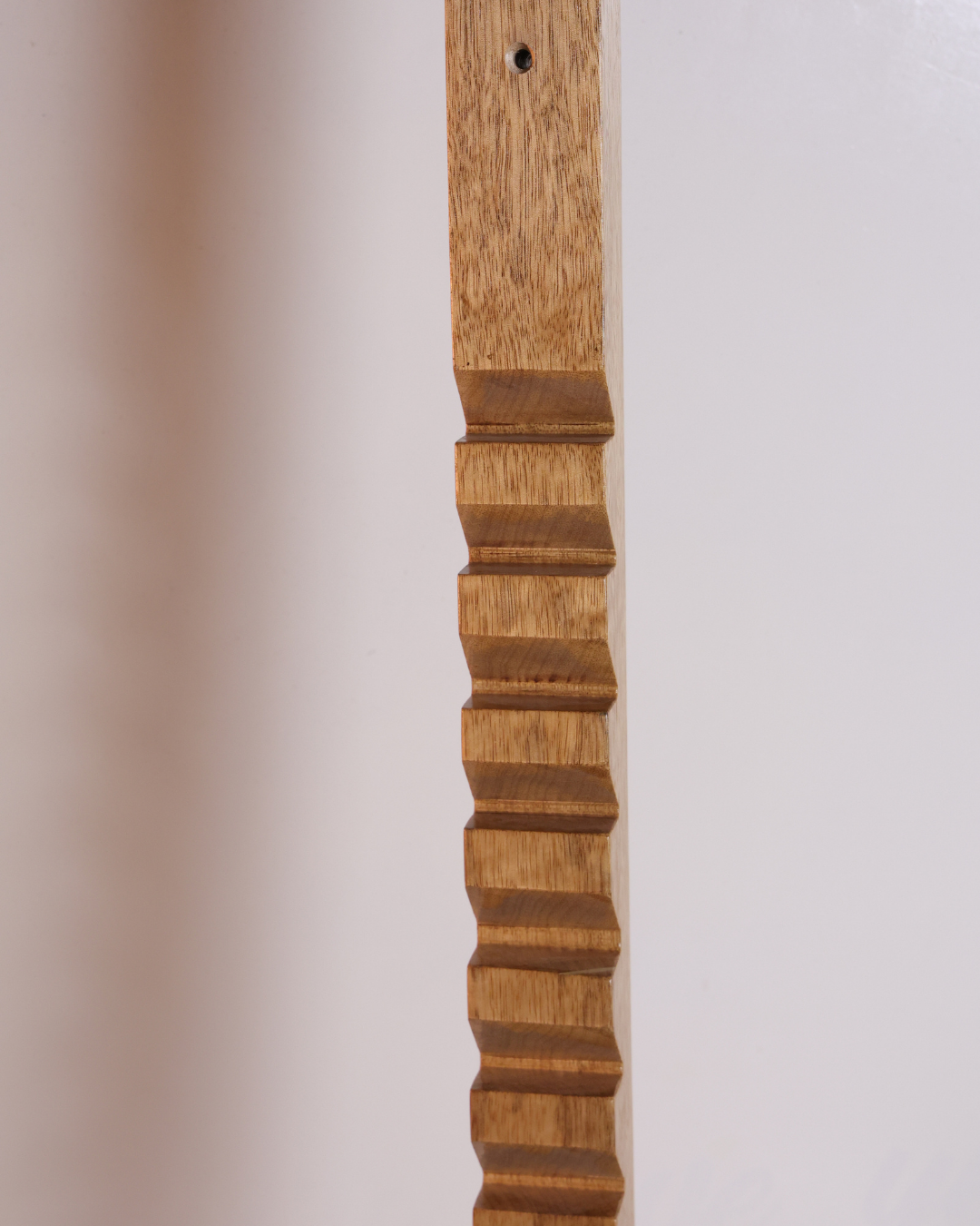 Finger Wall Ladder