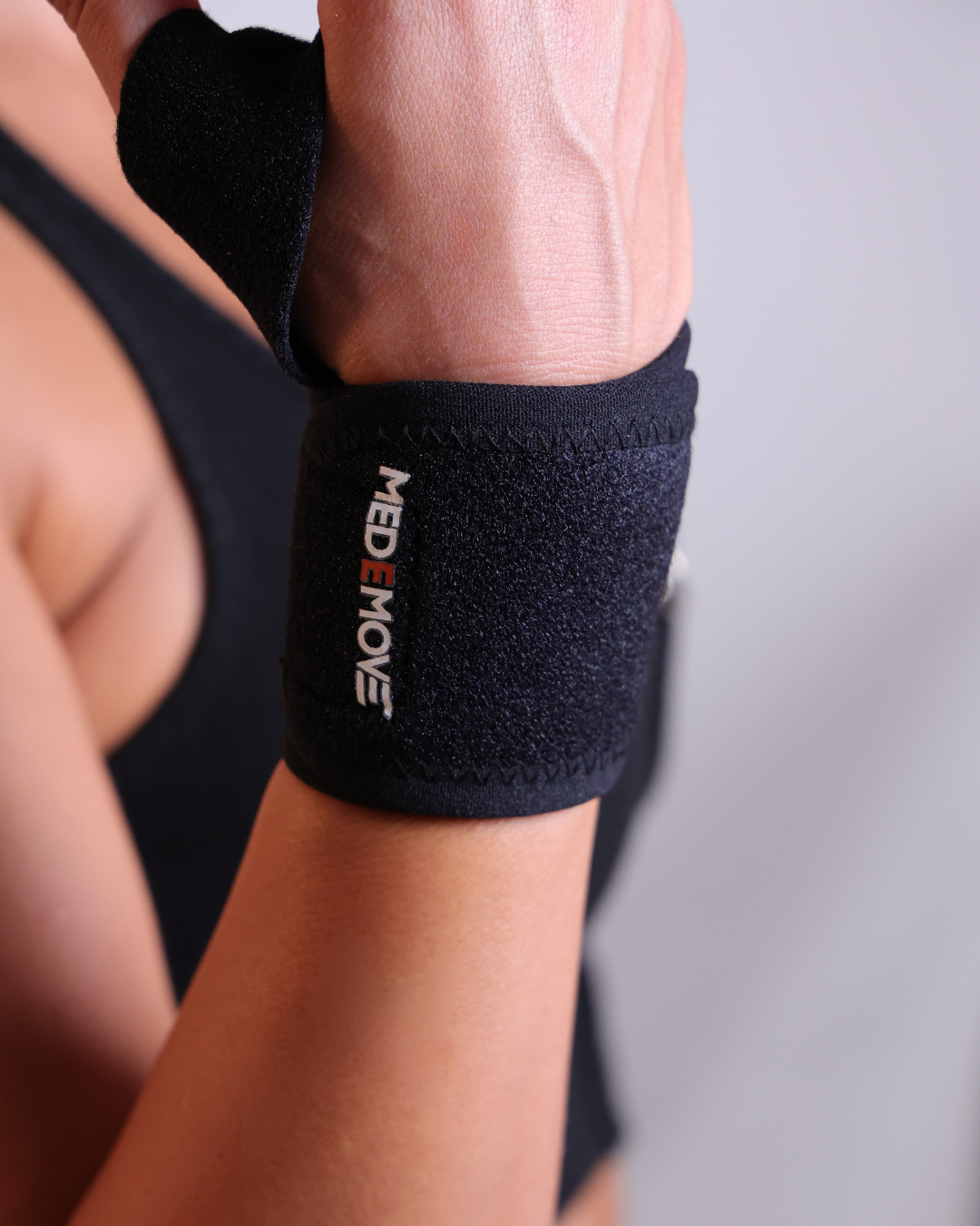Wrist Support With Thumb Neoprene