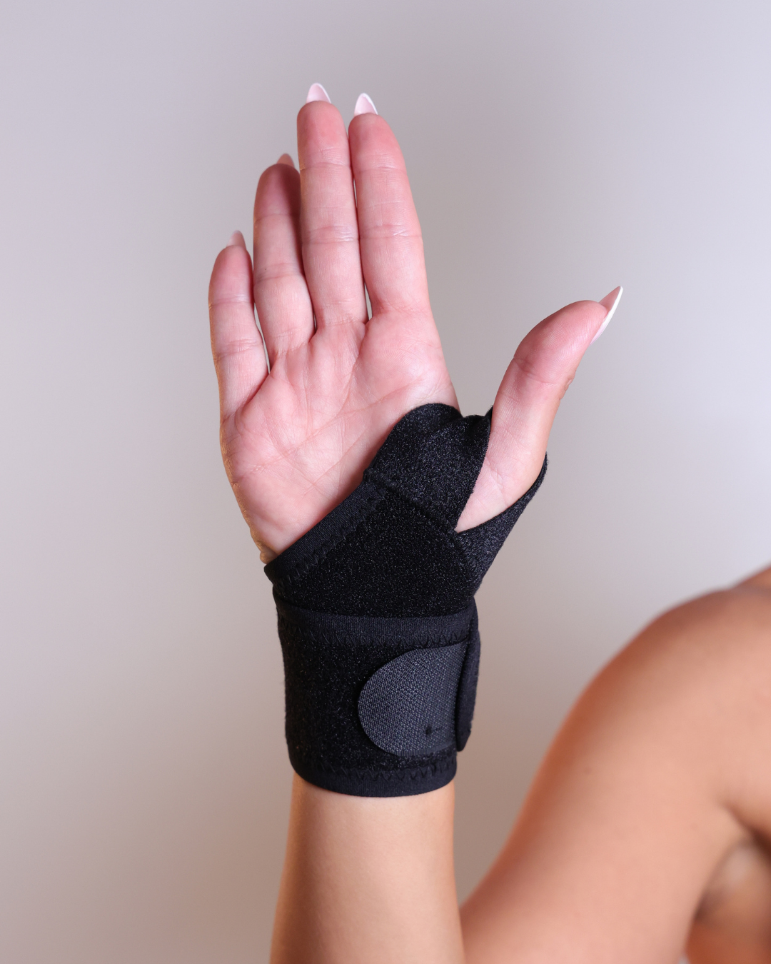 Wrist Support With Thumb Neoprene